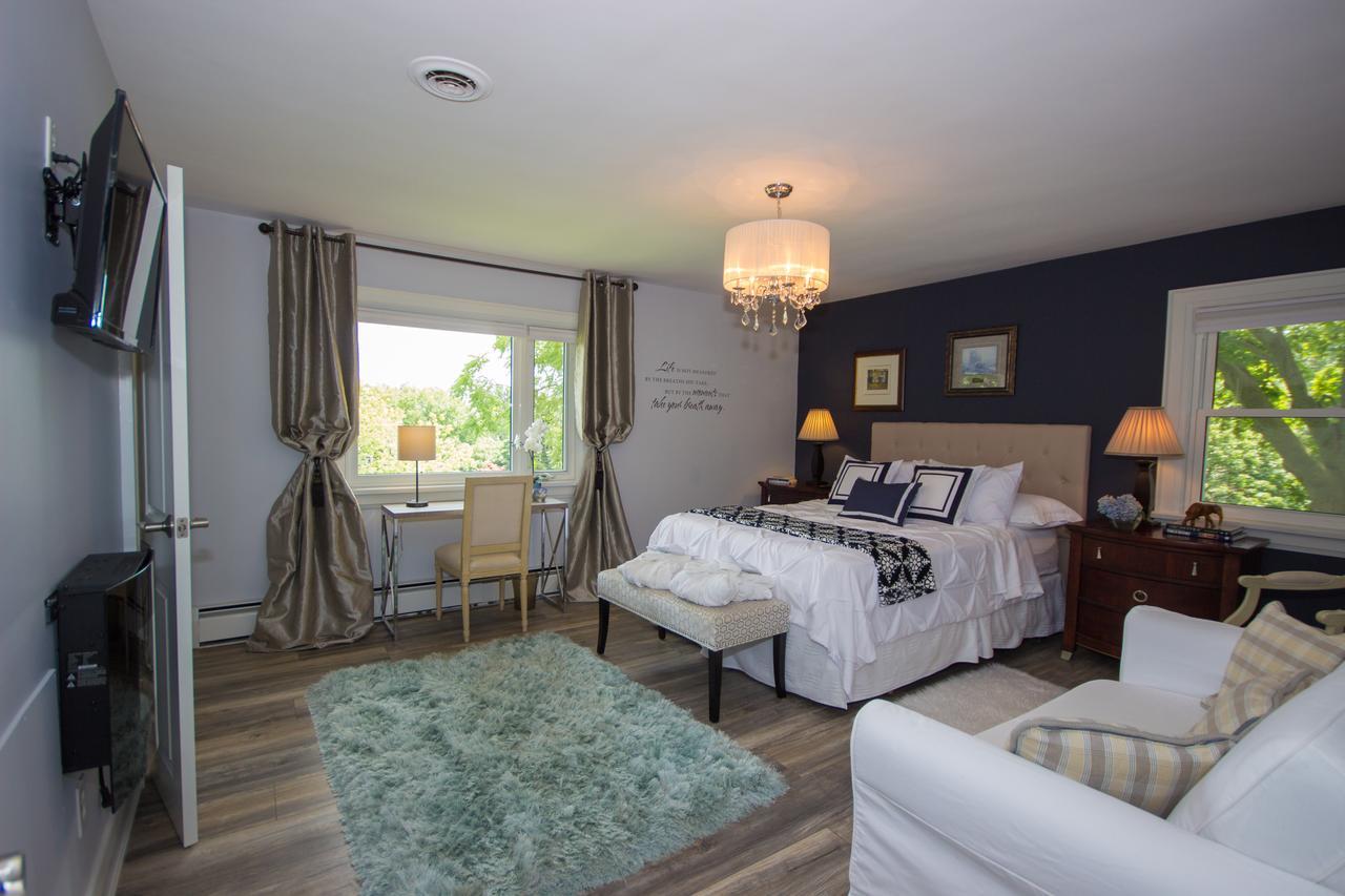 Mapleridge Boutique *